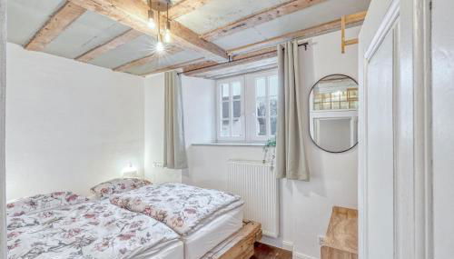 Gorgeous Home In Irrhausen With Wifi - Photo 2