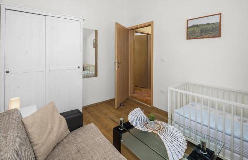 Four-Bedroom Apartment In Nova Vas - Foto 43