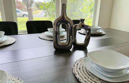 Relax Modern 3BR 2Bath - NW Austin, Sleeps 10 - Photo 9