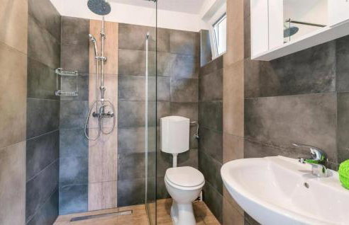 Beautiful Home In Tuheljske Toplice - Foto 32