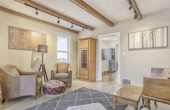 2BR Central Location Big Backyard & Dog Friendly! - Photo 15