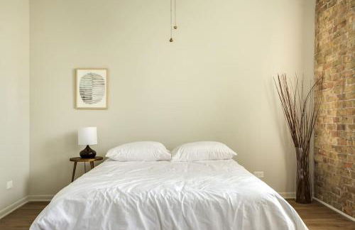 Beautifully Remodeled Second Floor Flat in River North - 2N - Foto 9