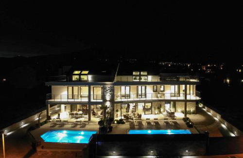 Luxury Beachfront Villa Sea Queen - Kastela - Foto 3