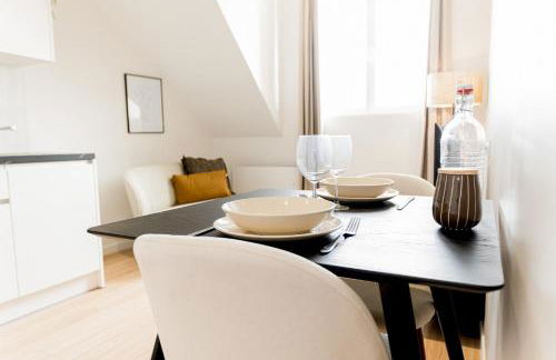 Le Soft - Beau logement - Centre - Gare - Tram - Superbe vue Sarthe - Foto 10