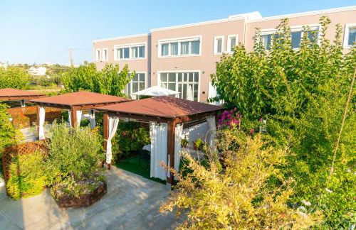 Luxury Suites in Stavromenos - Photo 32