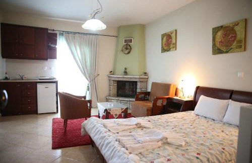 Orama Hotel - Serene Lake Plastira Retreat with Stunning Views - Photo 32