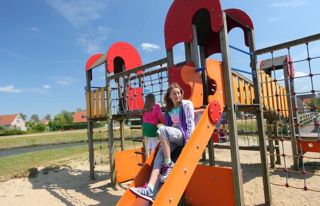 Holiday Home in Zeebad Near the Beach - Photo 8