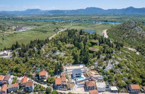 Luxury Villa Navis - Villa - Photo 40