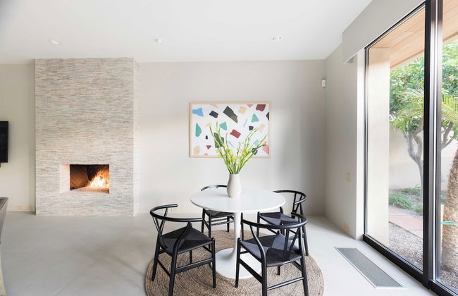 Moonshine by Avantstay Modern & Stylish Estate w/ Bar, Fire Pit & Hot Tub 5 bd - Foto 11