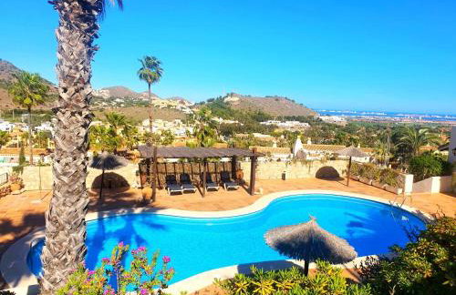 Carolinas Paradise Stunning Villa with Golf Pool Views at La Manga Club - Foto 4
