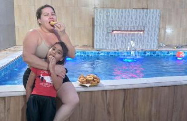 Casa na praia com piscina 2 quartos 6 camas e 4 colchoes - Foto 1