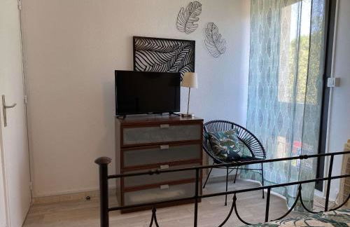 Charmant T2 avec parking à Balaruc-les-Bains - FR-1-553-212 - Foto 10