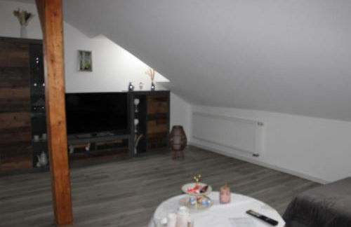 gemütliche Dachgeschoss- Ferienwohnung im Grünen - Foto 9