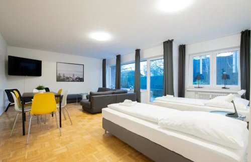 Tolstov Apartments - 1 , 3 and 4 Room Apartments - 20 min Messe DUS & Airport DUS - Foto 1