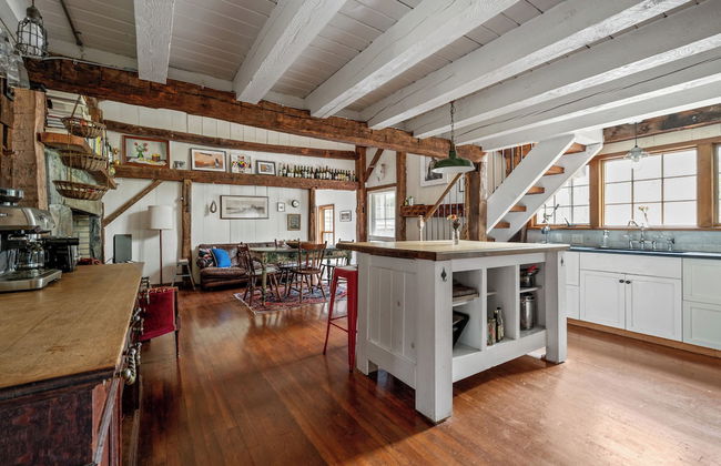 Renovated Grand Woodstock Barn - Foto 60