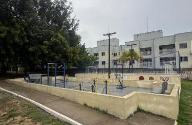 Conforto e refúgio a poucos minutos da praia! - Foto 12