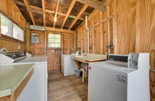 Les Cheneazu Island Hideaway 5 with Community Perks! - Foto 31