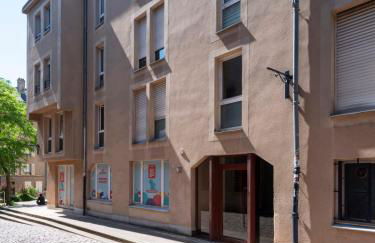 Le Taison d'Or with free parking include - Foto 15