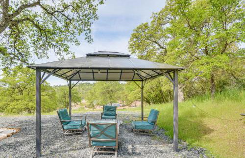 Coulterville Home with Gazebo Near Lakes and Hiking! - Foto 23