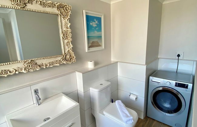 Urban Oasis at The Square - Photo 51