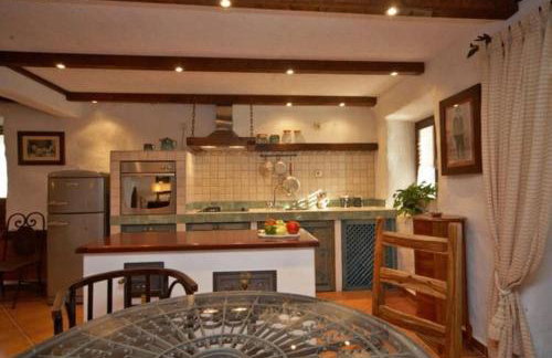 House Rilovic - Two Bedroom House With Swimming Pool and Jacuzzi - Foto 4