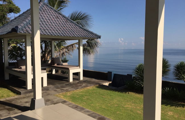 Air Sanih Beach Villa - Foto 14