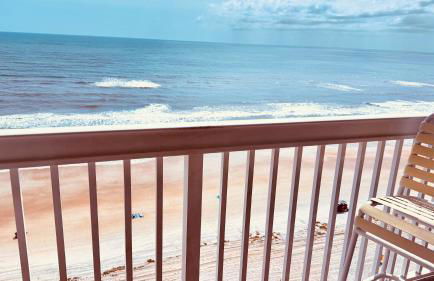 Breathtaking OCEAN FRONT Condo in Daytona Beach - Foto 19
