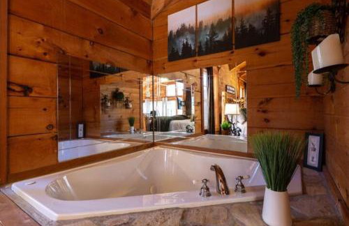 Cozy Cabin Retreat Near Helen Hot Tub Fireplace - Foto 25