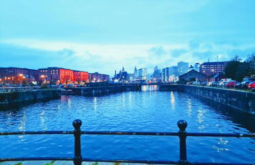 5 star Luxury Apartment in City Centre with views - Foto 34