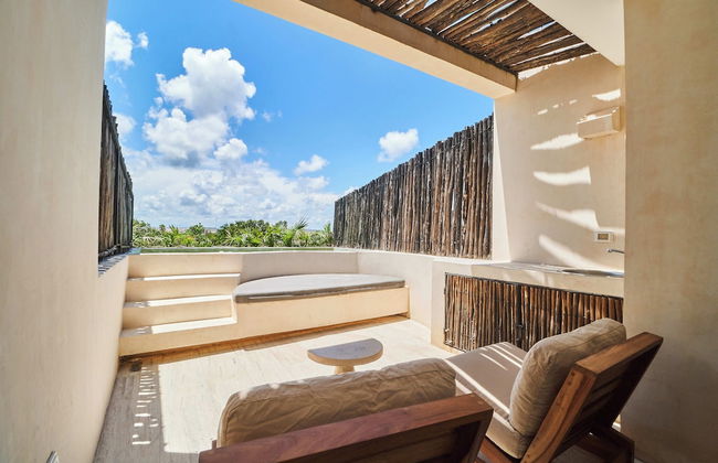 Luxury Penthouse in Aldea Zama, private pool and rooftop, 24 7 security in a gated community - Photo 72