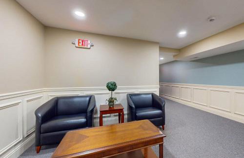 Nurse-Ready Studio Retreat! 2 Mi to Dtwn Holyoke - Foto 2