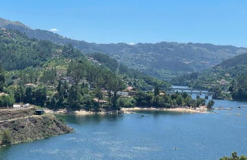 Cottage da Minha Terra 1890 près d'un lac - Foto 47