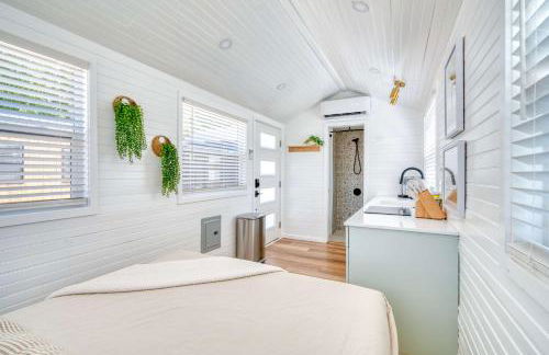 Stay Portland - Teal & Terrazzo Bright Portland Tiny Home - Photo 7