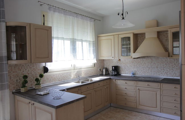 Platoni Elite Villas - Photo 9