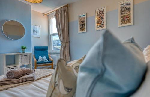 2-Bedroom Modern, Stunning & Stylish Contractor House, Sleeps 4, Prime Portsmouth Location with Free Parking Permit - by Blue Puffin Stays - Foto 34