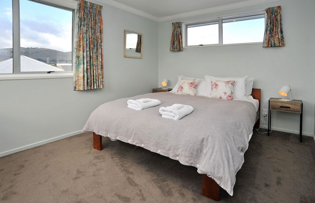 Charlesworth Villa - Photo 3