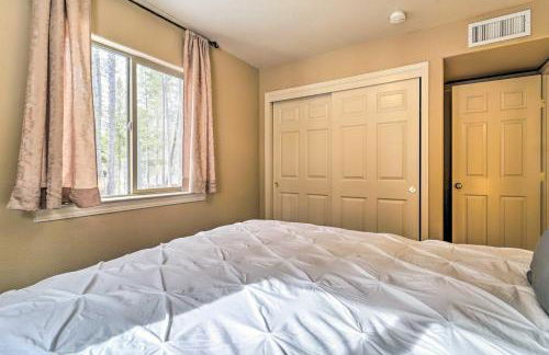 Great for Groups Soda Springs Cabin with Deck! - Foto 19