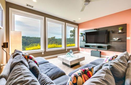 Modern Retreat with River View in Roswell! - Foto 2