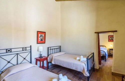 Casa Cortijo en Dehesa Sierra León - Photo 8