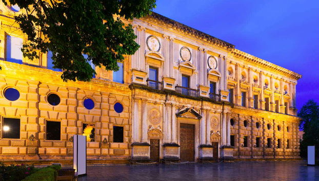 Tour nocturno por la Alhambra y los Palacios Nazaríes - Foto 3