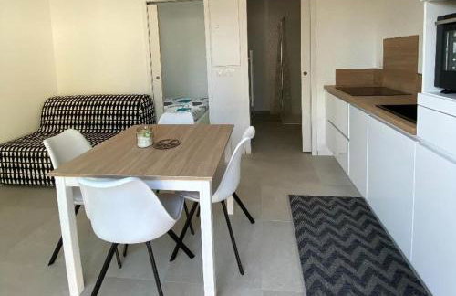 La Maisonnette T2 charmant jardin parking La Cadière d'Azur 1 à 4 personnes - Foto 2