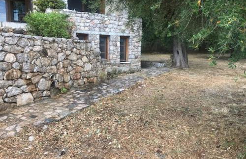 Kyparissi Guest House - Photo 10