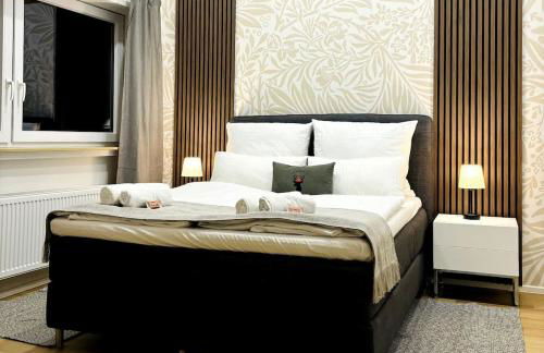 REMA Homes - Dachgeschoss Klima 3x Queen-Size Balkon Küche TV - Foto 1