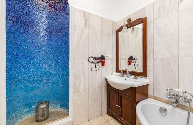 Real Apartments Andrassy - Foto 19