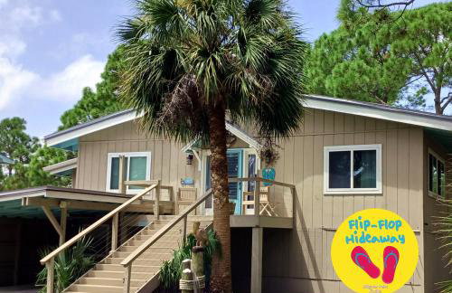 Dog Friendly-Short Walk to Beach-Canal Front-Screened Porch-Peaceful - Foto 1