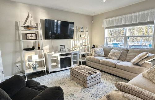 Waterfront Family & Pet Friendly Home with Hot Tub "Sandpiper Shores" - Foto 40