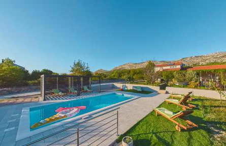 Villa Eleona with private pool and garden - Photo 7