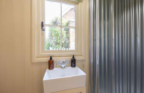 Tranquil Riverside Sherperd's Hut Close to Tewkesbury Abbey - Foto 11