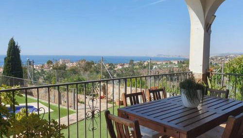 Casa con gran jardín y unas preciosas vistas - Foto 3