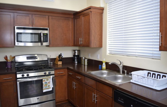 2 Bed 2 Bath in Studio City - Foto 63